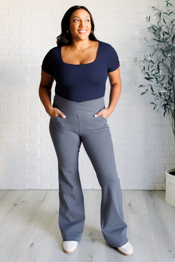 Building Habits Twill Flared Crossover Waist Pant in Titanium Supply - Image 3